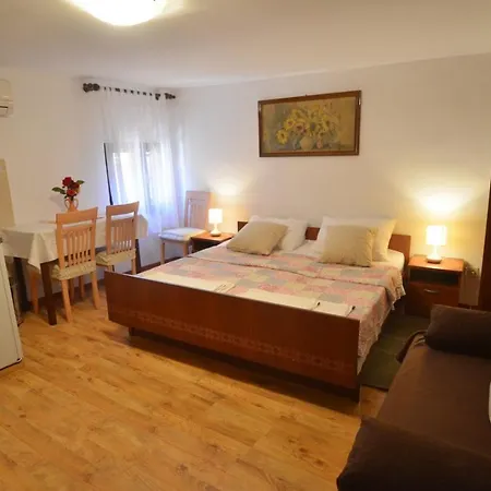 Andronella Maison d'hôtes 3*